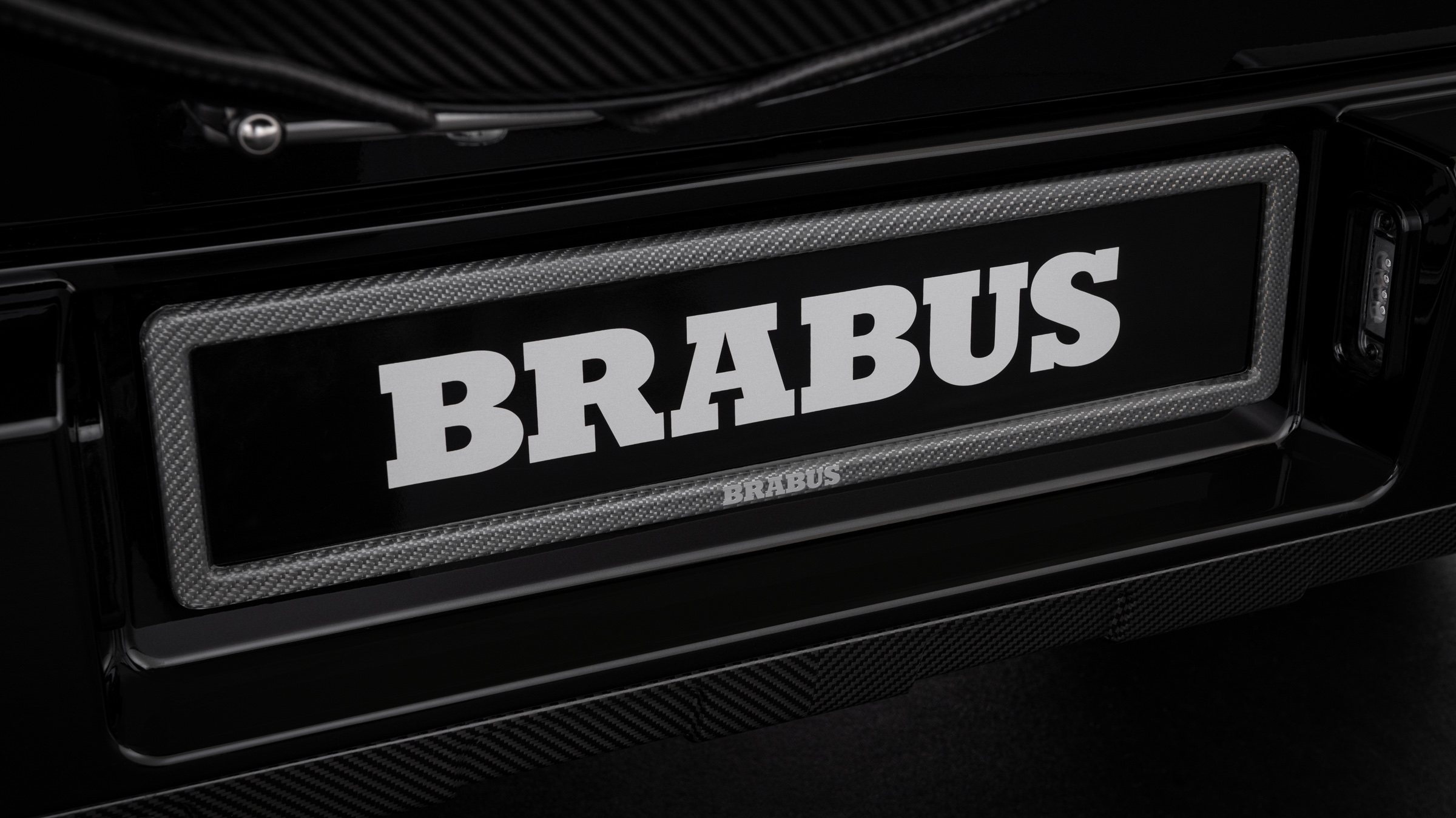 ブラバス　レコルド　クロアクロア Brabus Black Chrome Wheel Center Hub Caps Emblem fits